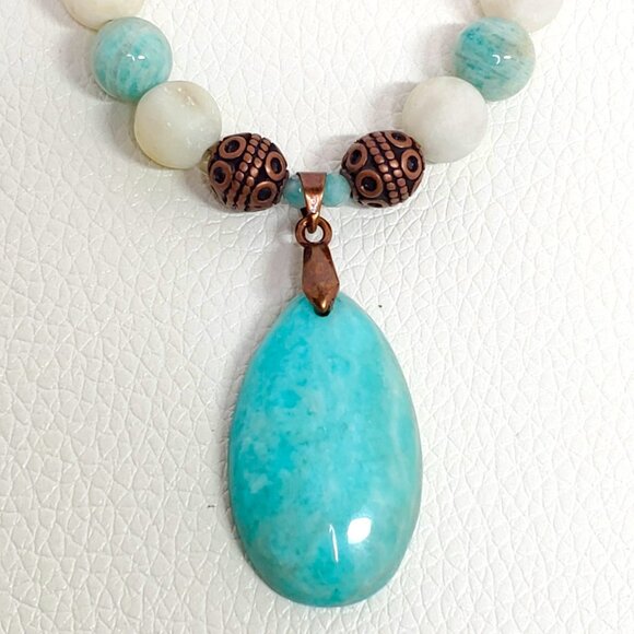 Amazonite and Crystal Necklace - Picture 9 of 11